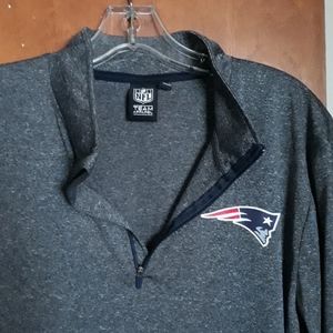 NFL team apparel NE Patriots long sleeve pullover
